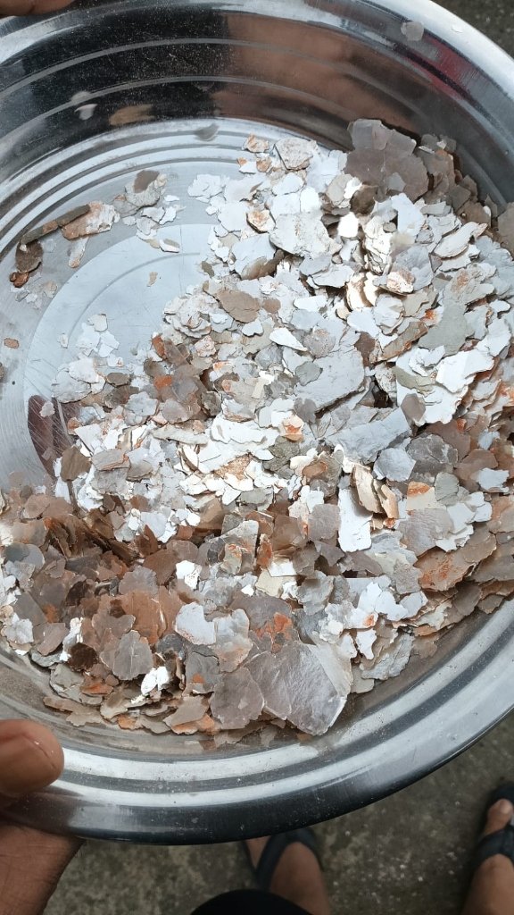 AA Grade Mica Flakes